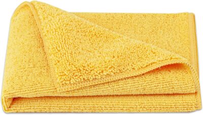 Amazon Basics Microfiber Car Drying Towels, Highly Absorbent, Lint Free, Scratch Free, Buffing and Polishing, Auto Detailing, No Streaks, Soft, Quick Drying, 16" x 16", Yellow, 3-Pack - Image 3