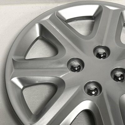 Upgrade Your Auto Set of Four 15' Silver Hubcap Wheel Covers for Honda Civic 2003-2005 (Push-on) - Image 3