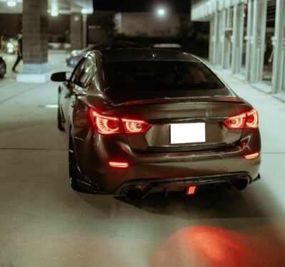 iJDMTOY Universal Fit Smoked Lens 15-LED Rear Bumper Diffuser Rear Fog Pilot Light Kit w/Race Car Style Strobe Brake Feature & Adjustable Add-On Mounting Bracket For Car SUV - Image 5