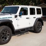 SUNPIE Car Mud Flaps Universal Fit Black Splash Guards (4 Pack) with 20 Pieces 6mm Fastener Rivet Clips - Image 5