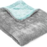 The Rag Company - The Liquid8r - Absorbent 70/30 Blend Microfiber Drying Towel for Cars, Trucks, SUVs, Safe for Detailing + Scratch Free, Twist Loop, 1100gsm, 20in x 24in, Aqua Blue/Grey