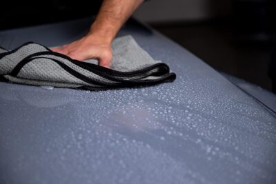 303 Products (30265 Slick Shine Ceramic Detailer - SiO2 and Carnauba Infused Ceramic Coating - Premium Ceramic Detailing Spray - Increases Shine and Gloss - Works on Paint, Glass, and Wheels - 16Oz - Image 8