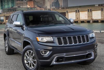 iJDMTOY OEM-Spec Projector Lens Fog Light Assemblies Kit, Compatible with Chrysler 200 300; Compatible with Dodge Challenger Dart Durango; Compatible with Jeep Grand Cherokee - Image 4