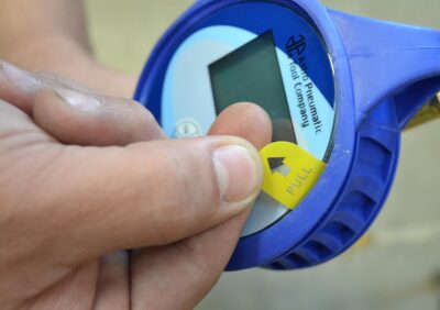 Astro Pneumatic Tool 3018 3.5" Digital Tire Inflator with Hose - Image 3