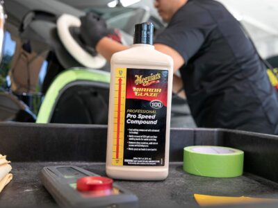 Meguiar's Pro Speed Compound M10032, Fast-Cutting Rubbing Compound for Cars, Offers Heavy Scratch and Swirl Removal, Professional Car Polish, Car Compound Removes up to 1200 Grit Sanding Marks, 32 Oz - Image 3
