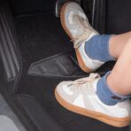 CAR PASS Waterproof Universal Fit Car Floor Mats, Faux Leather Car Carpet Mats, Black Car Mats with Anti-Slip Nibbs Backing & Driver Heel Pad Fit for SUV,Vans,sedans, Trucks,Set of 4pcs(All Black) - Image 3