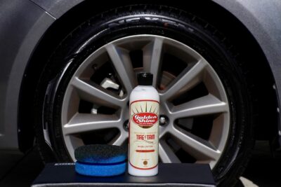 GOLDEN SHINE Tire & Trim Gel Dressing, 16 Ounce Bottle Shines and Protects Tires, Rubber and Exterior Trim, 16016 - Image 17
