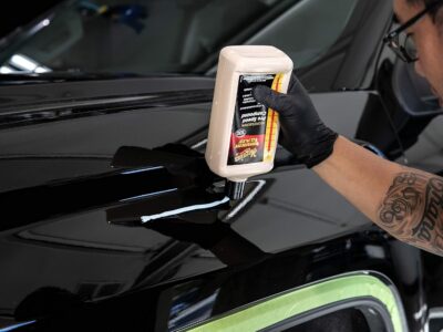 Meguiar's Pro Speed Compound M10032, Fast-Cutting Rubbing Compound for Cars, Offers Heavy Scratch and Swirl Removal, Professional Car Polish, Car Compound Removes up to 1200 Grit Sanding Marks, 32 Oz - Image 4