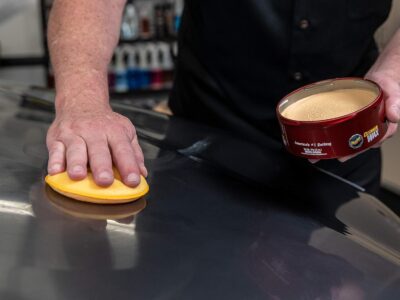 Meguiar's Cleaner Wax, Easy-to-Use Paste Wax that Removes Light Defects, Protects Single Stage Paint/Clear Coat, and Leaves a Glossy Shine in One Step, 11 Oz - Image 5