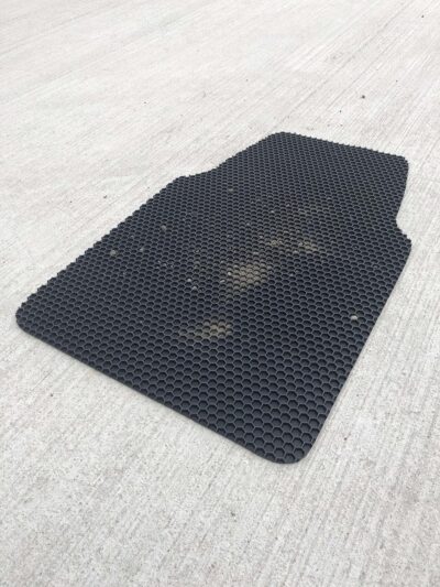 Universal Car Floor Mat Hex Style Dirt Catcher Anti-Slip Heavy Duty Waterproof Easy Clean - (Black, Driver Side, Large 1 Piece) - Image 7