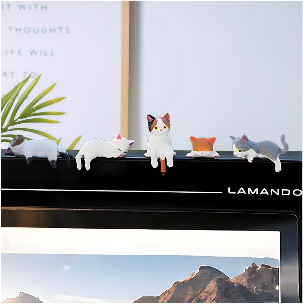 51FNHdUv8yL._AC_SL1200_.jpg Cute Mini Car Cat Ornament, 5PCS Funny Vehicle Rear View Mirror & Dashboard Figurines Decoration, Automotive Interior Decor Accessories, Universal for SUV Sedan Truck - Image 1