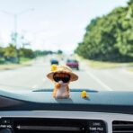 ZIMISI Cute Orange Cat Car Dashboard Decorations, Mini Animal Rear View Mirror Accessories with Kawaii Chicken, Cat Figurines Car Decorations, Cute Automotive Interior Accessories (Straw Hat)