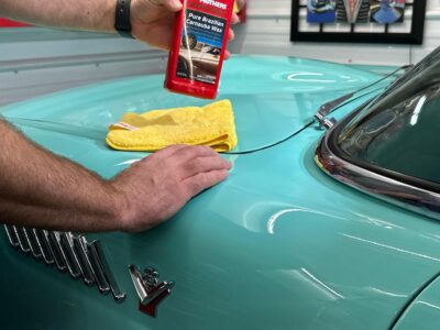 Mothers California Gold Pure Brazilian Carnauba Wax, 16 oz. — Ultimate Wax System Step 3, Delivers Deep Shine & Long-Lasting Protection, Enhances Richness & Depth for All Paints (05750) - Image 3