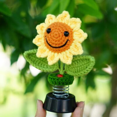 Levvohd Sunflower Car Accessories Dashboard Decorations, Crochet Smiley Shaking Sun Flowers Bobblehead Cars Decor for Women, for Cute Girl Interior Desk Ornaments Gifts (H 5.2 in) - Image 7