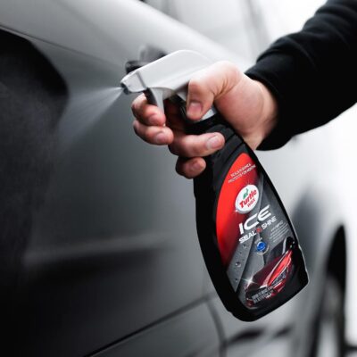 Turtle Wax ICE Seal N Shine, Car Wax Sealant, High Gloss Shine, Insane Water Beading and Durable Paint Protection, Carnauba Wax Infused, For Paint, Wheels, Glass, Plastics and More, 16oz (Pack of 1) - Image 5