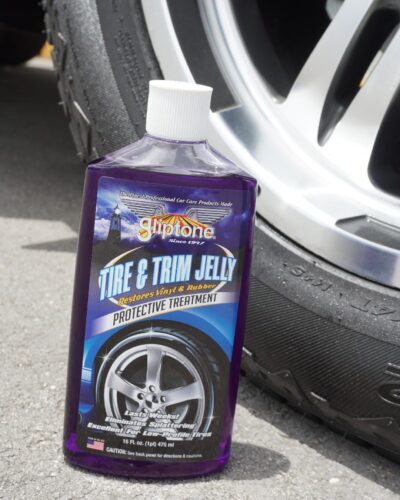 Gliptone Tire & Trim Jelly 16 oz, Long-Lasting High Gloss Tire Gel for Tires, Trim & Rubber, Non-Sling, No-Drip Formula, Thick, Easy Application, Deep Shine & Durable Protection for Exterior Surfaces - Image 3