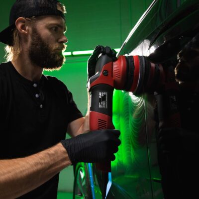 Turtle Wax 53479 Hybrid Solutions Pro to The Max Wax Graphene Liquid Wax, Patent-Pending Advanced Paint Protection, Extreme Gloss High Shine Finish, for Cars Trucks and More, 14 oz. (Pack of 1) - Image 11