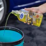 Liquid Gold Car Polish 17 fl oz Premium Car Wax and Polish for Deep Gloss Shine and Long-Lasting Paint Protection Safe on Clear Coat, Paint and Finishes - Image 3