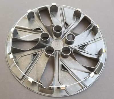 New Wheel Cover Hubcap Replacement Fits 2019-2020 Nissan Altima; 16 Inch; 5 Split Spoke; Silver Color/Black; Plastic; Spring Steel Clip (1-Piece) - Image 3